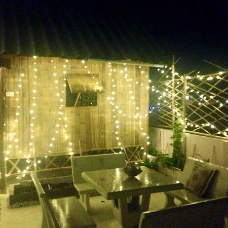 Artem'S Guesthouse Джомтиен Бийч Екстериор снимка