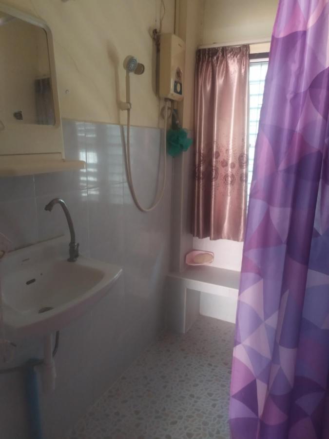 Artem'S Guesthouse Джомтиен Бийч Екстериор снимка