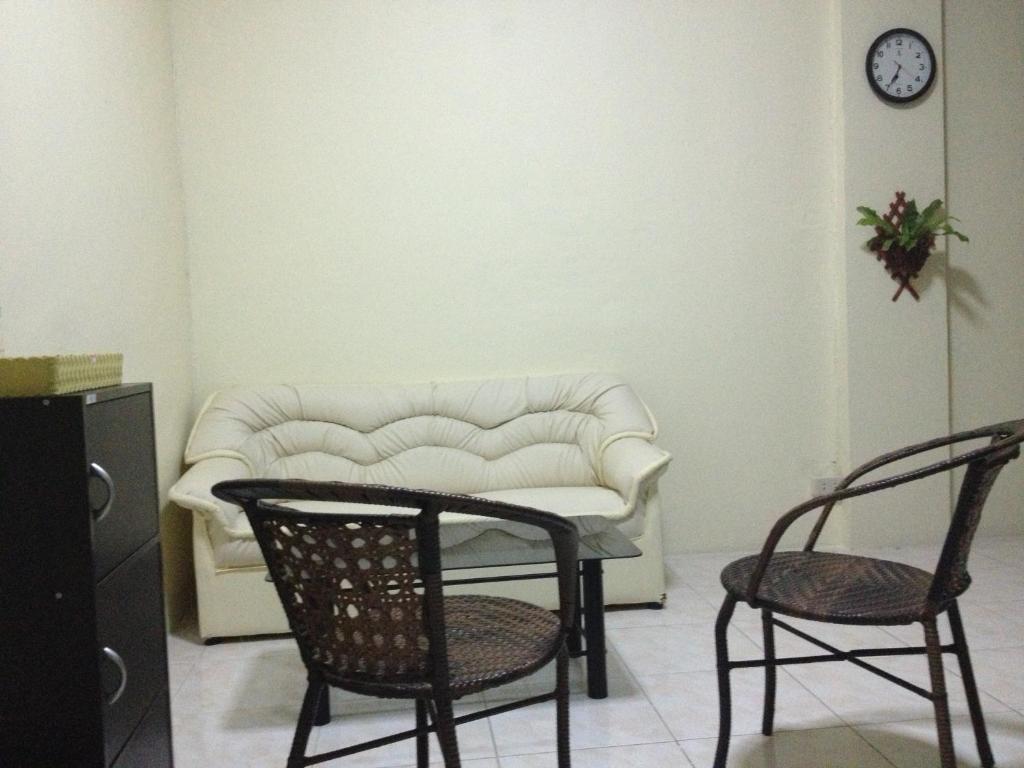 Artem'S Guesthouse Джомтиен Бийч Екстериор снимка