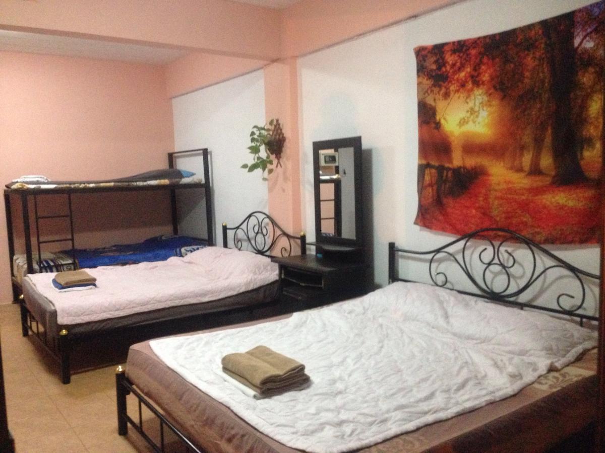 Artem'S Guesthouse Джомтиен Бийч Екстериор снимка