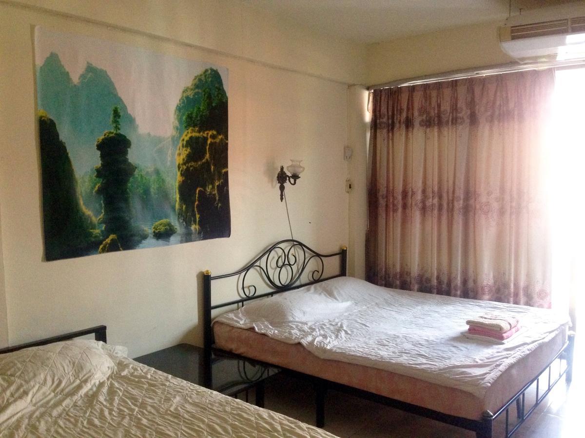 Artem'S Guesthouse Джомтиен Бийч Екстериор снимка