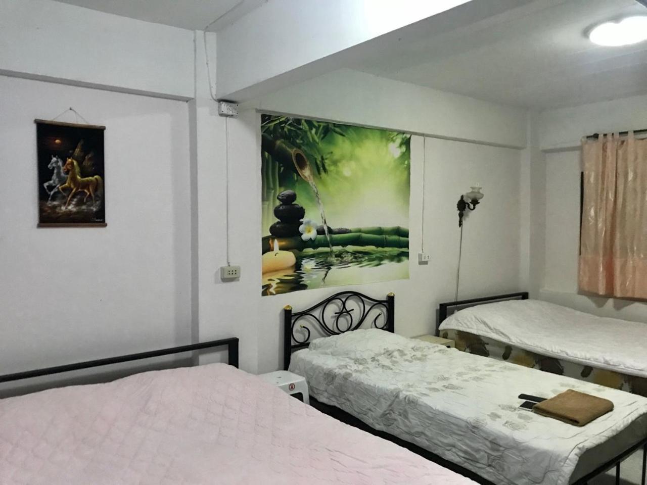 Artem'S Guesthouse Джомтиен Бийч Екстериор снимка